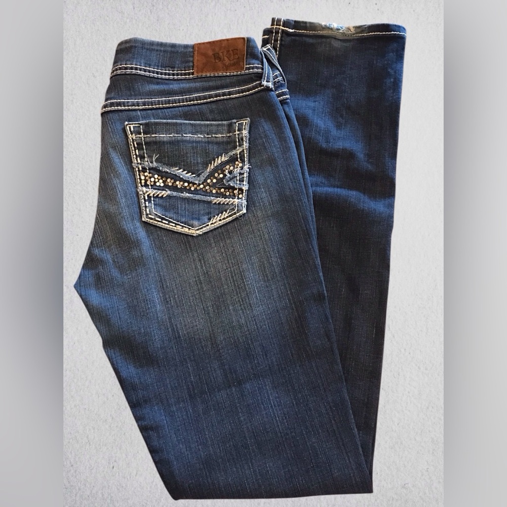 BKE Sabrina Distressed Embellished Pocket Skinny Jeans sz‎ 27R- 31x32